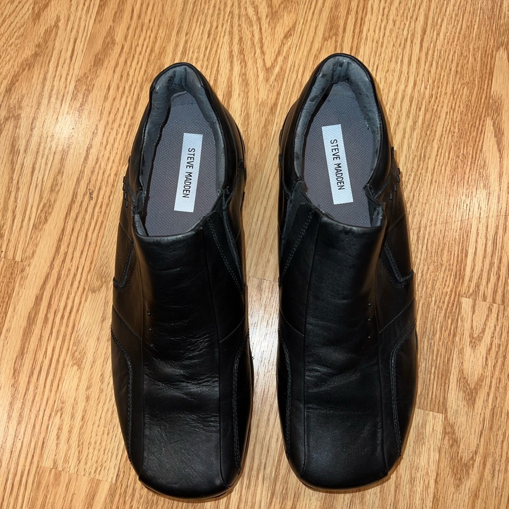 Steve Madden leather shoes